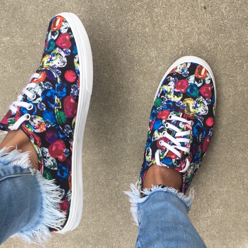 VANS SNEAKERS